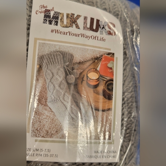 Muk Luks Accessories - MUK LUKS Dark Gray Socks S/M (Shoe Size 5 - 7.5)